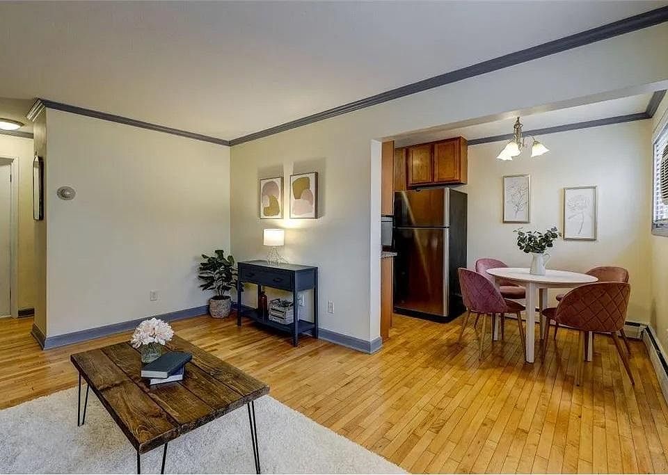 1st image of 440 Ridgewood Ave APT 3