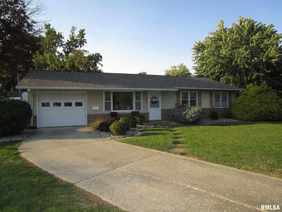 1st image of 340 Belle View Ct
