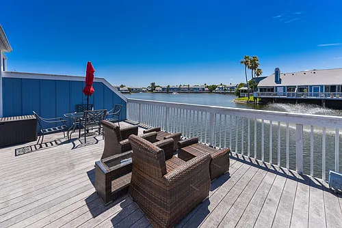 209 Ocean Dunes Cir Photo 1