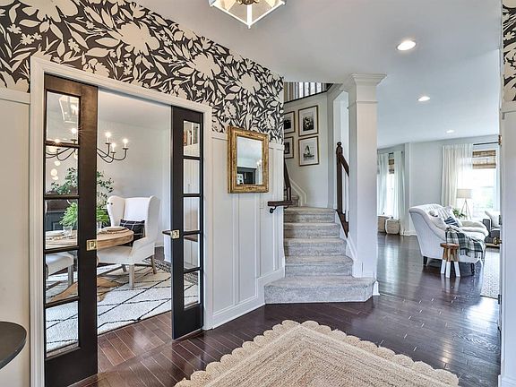 4th image of 7543 Woodmere Ct