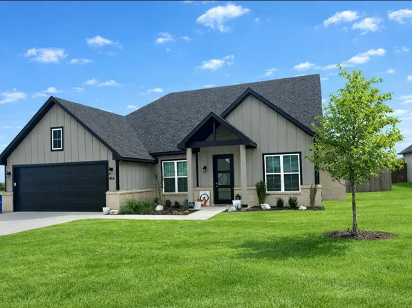 416 Austin St, Gainesville, TX 76240