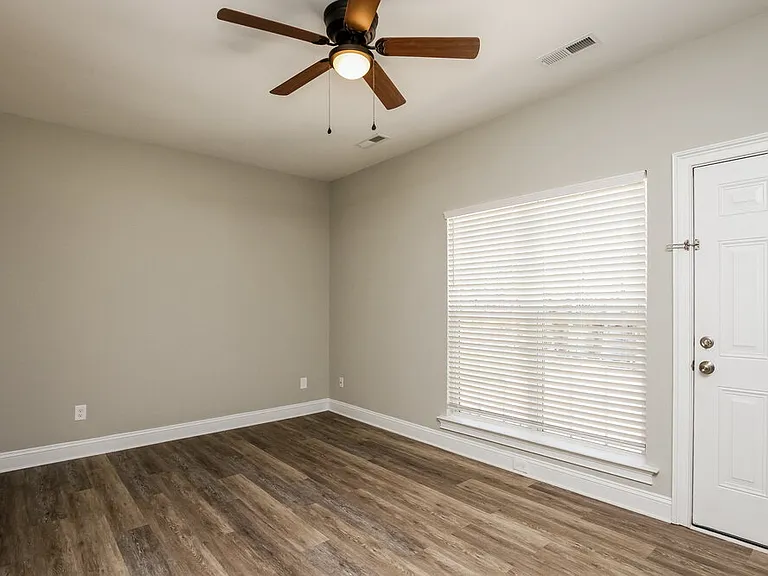 7728 Royal Park Ln — Photo 10