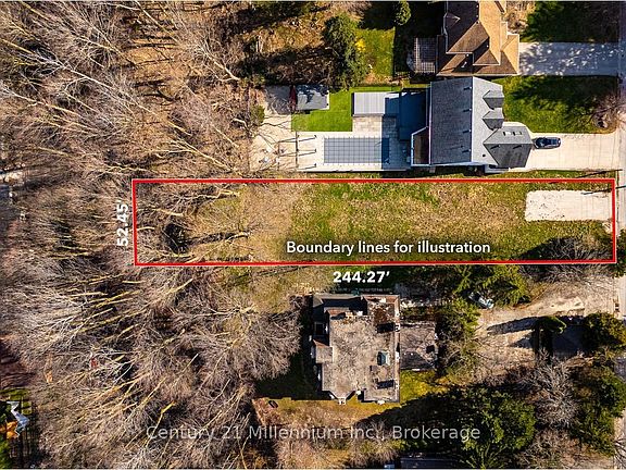 3rd image of 855 4th Ave W #A