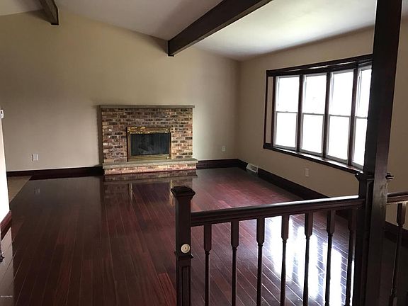 4th image of 5035 Marwood Ct SE
