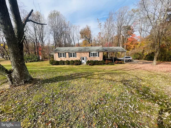 29837 Therese Cir, Mechanicsville, MD 20659