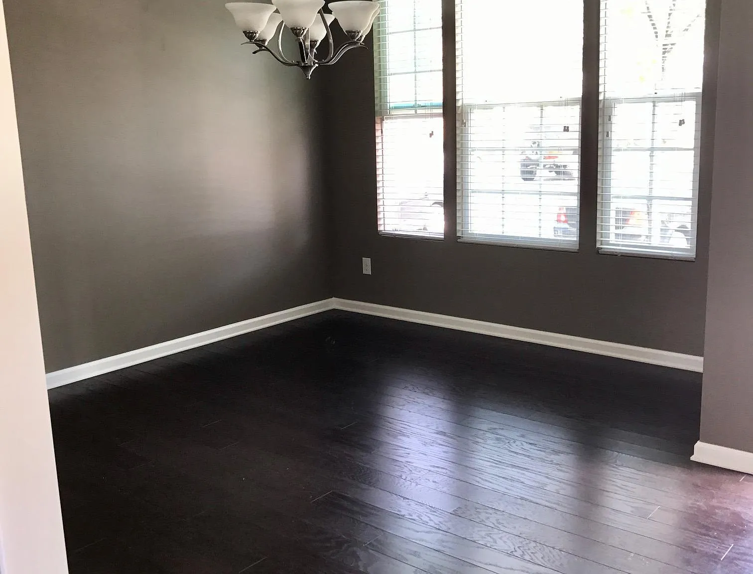 2 bed, 2.5 bath, 1400 sqft, $1,650 — Photo 3