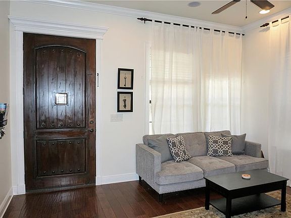 3rd image of 3405 W Granada St