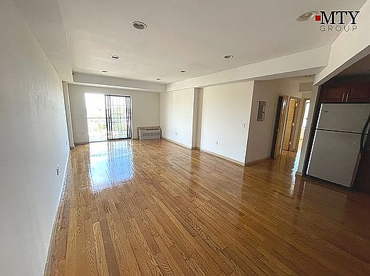 1st image of 58-28 44th Ave #7