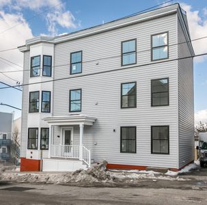 35 E Oxford Street #2, Portland, ME, 04101