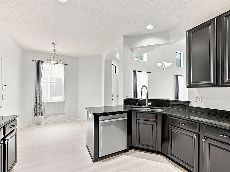 5156 Bay Isle Cir — Photo 13