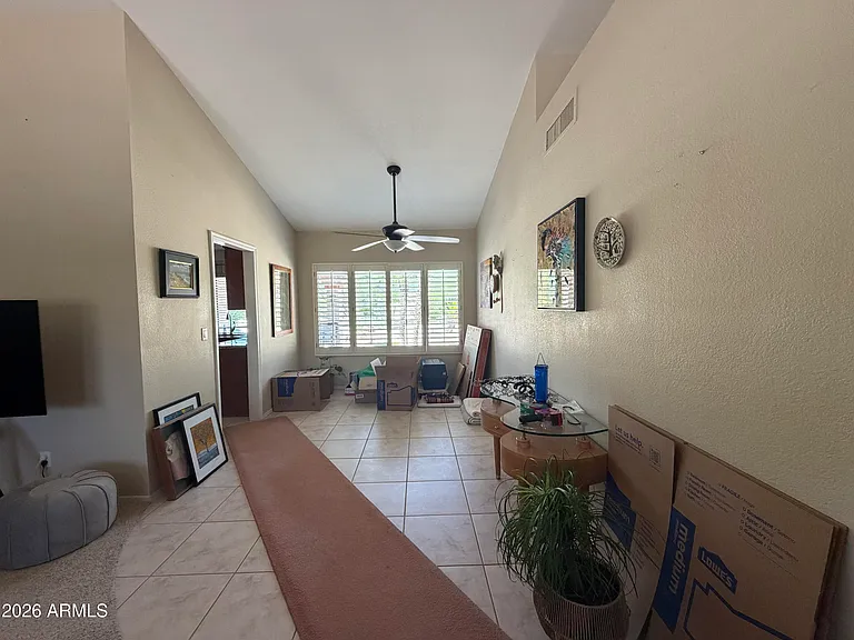 9418 W Tonto Ln — Photo 2