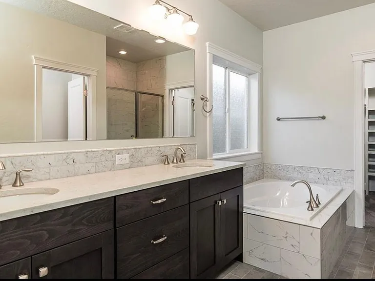 6845 N Sunglow Ave — Photo 24