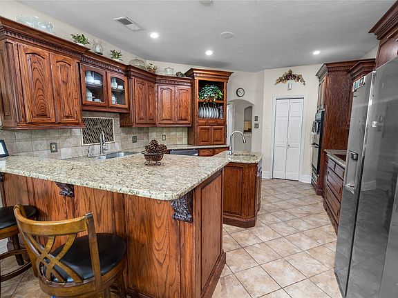 5th image of 231 Turtle Creek Dr