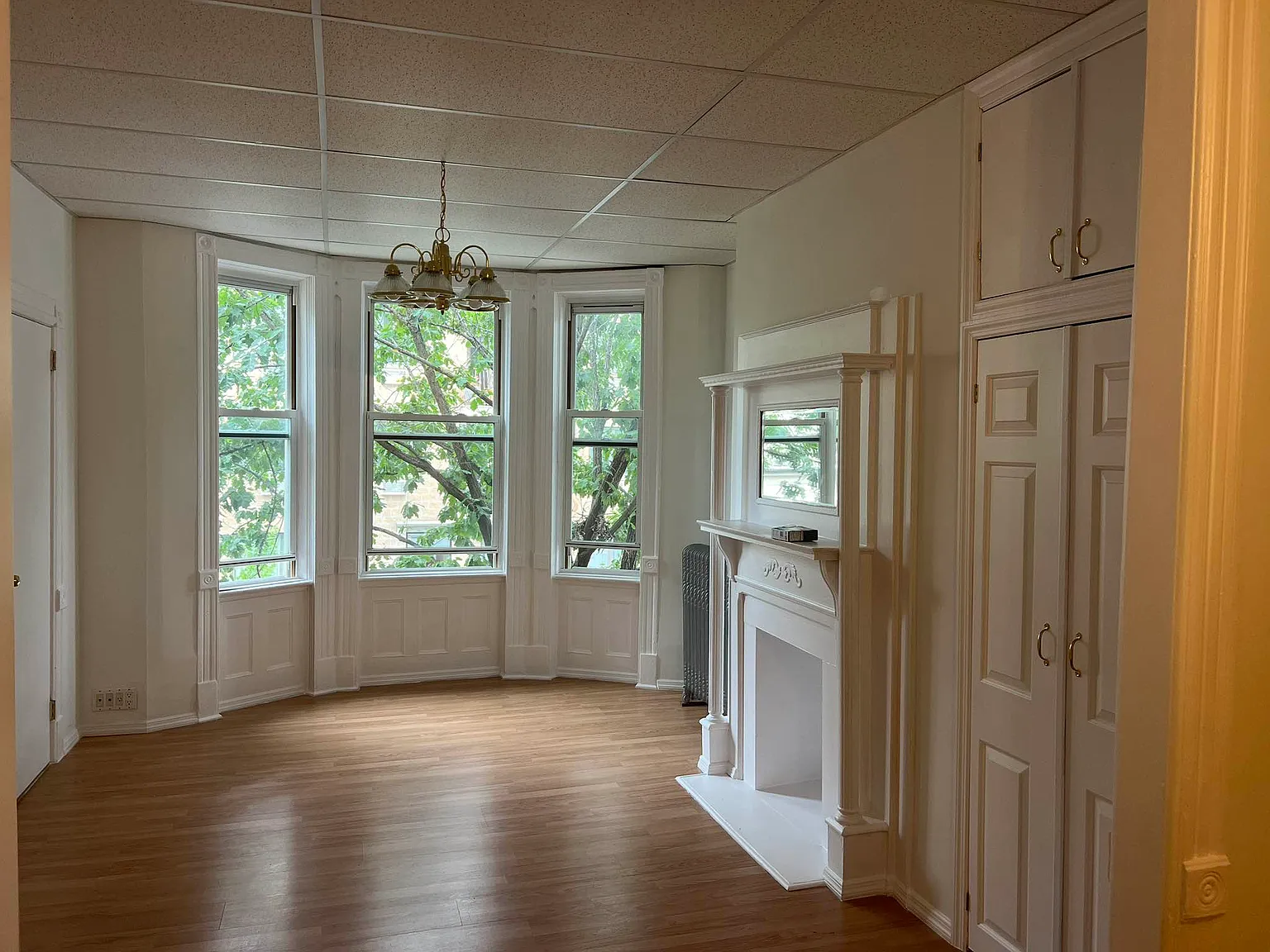 177 Kingsland Avenue — Photo 1