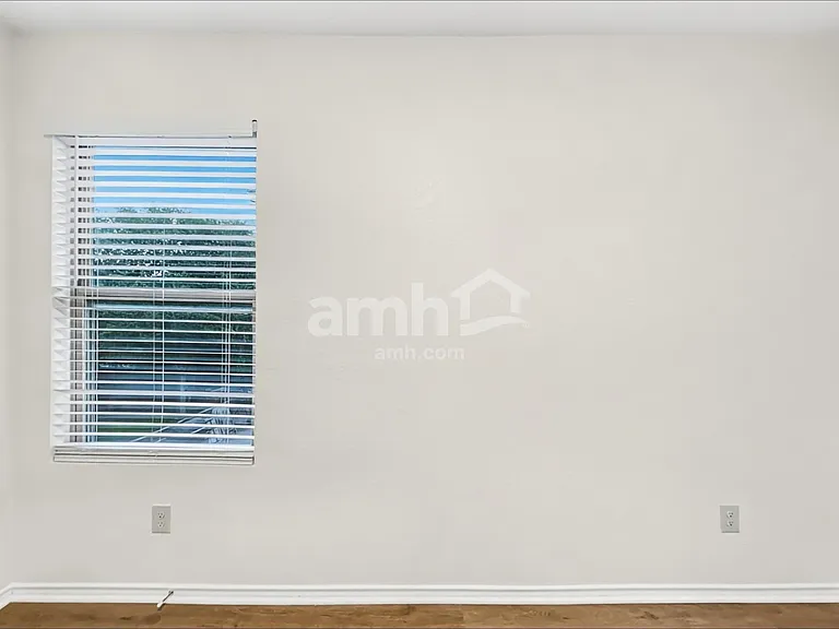 431 Tequila Rnch — Photo 17