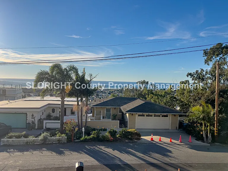2670 Laurel Ave — Photo 39