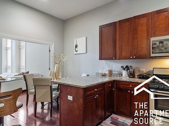 2nd image of 3507 N Elston Ave #1F