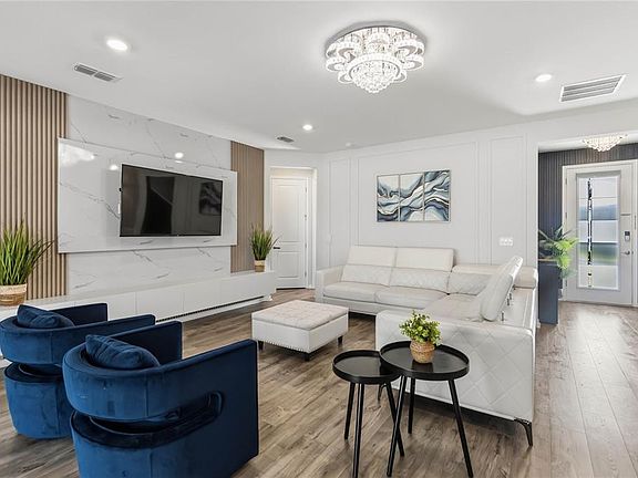 3rd image of 4519 LIONS GATE AVENUE
