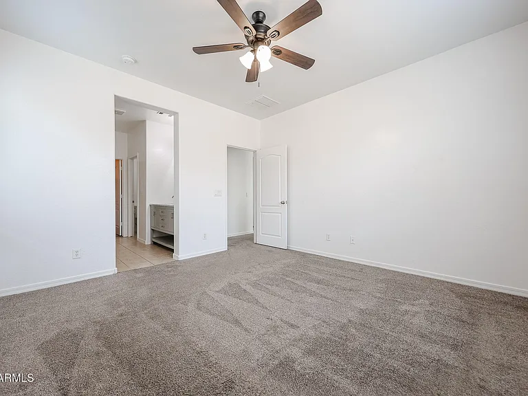 41298 W Parkhill Dr — Photo 9