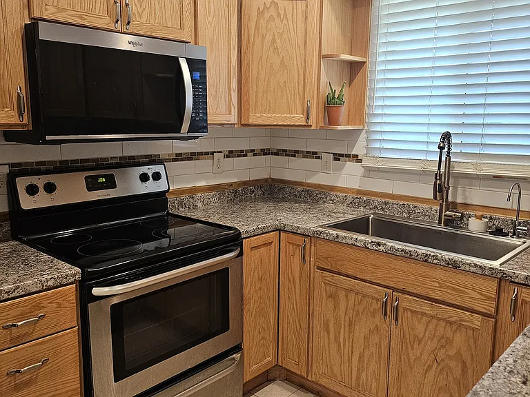 6721 E McDowell Rd #325-F — Photo 3