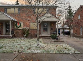 22207 Marter Rd, Saint Clair Shores, MI 48080