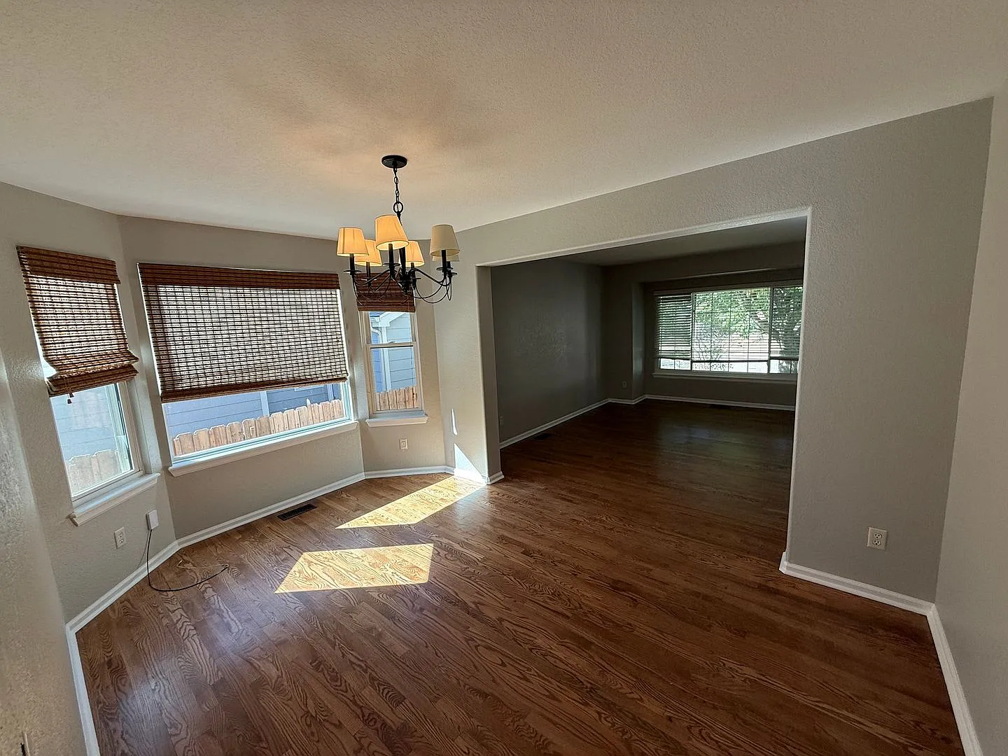 Spectacular 5 Bedroom Home in Rock Creek — Photo 3