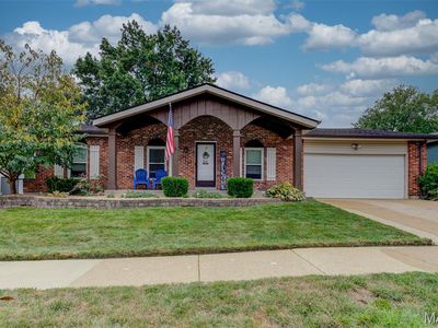 752 Rockridge Dr, Ballwin, MO, 63021
