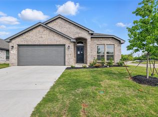 1400 Dry Creek Dr, Cleburne, TX 76033
