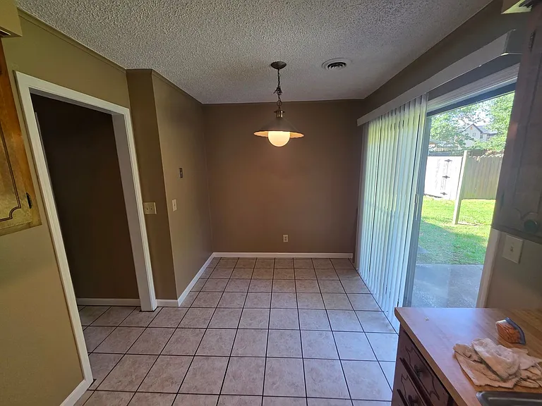 2923-2925 N Sunny Ln #2927 — Photo 7