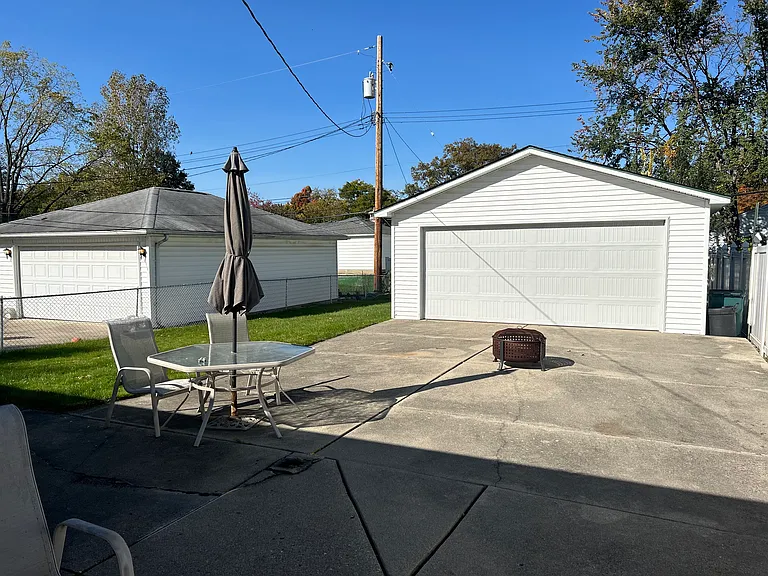 52 Elmsford Ave — Photo 14