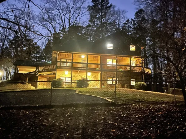 250 Whitetail Ln, Leasburg, NC 27291