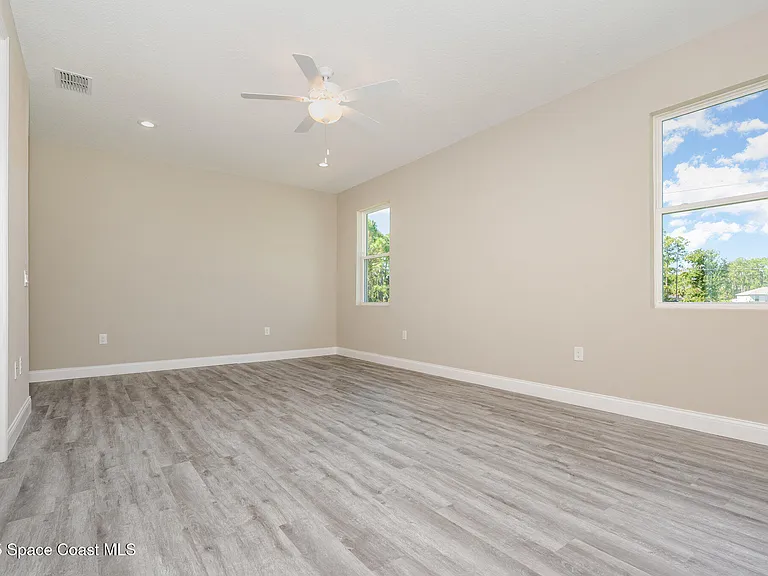 758 Bryant Rd SW — Photo 14