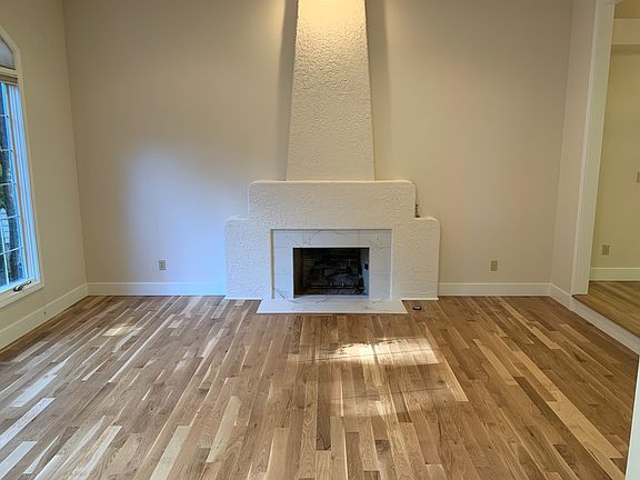 3rd image of 24314 SE 47th St