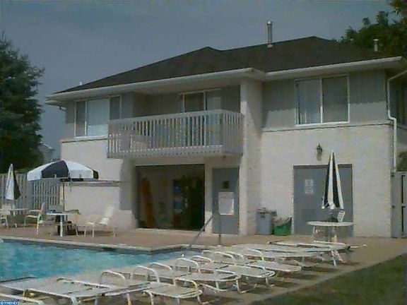 5th image of 93 Fair Oaks Ct