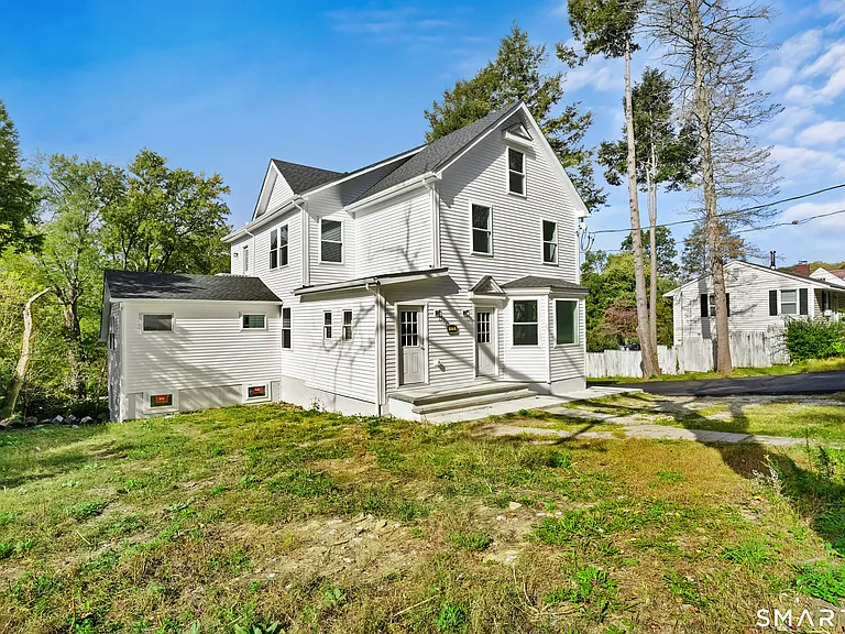 173 Wellsville Ave #B — Photo 3