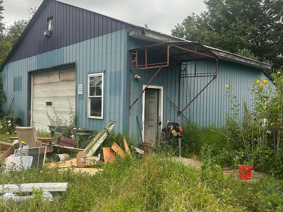 2nd image of 258 Farmington Falls Road