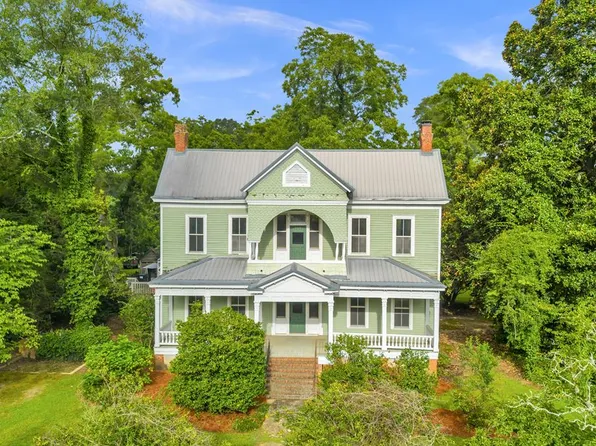 753 Chestnut St, Lumpkin, GA 31815