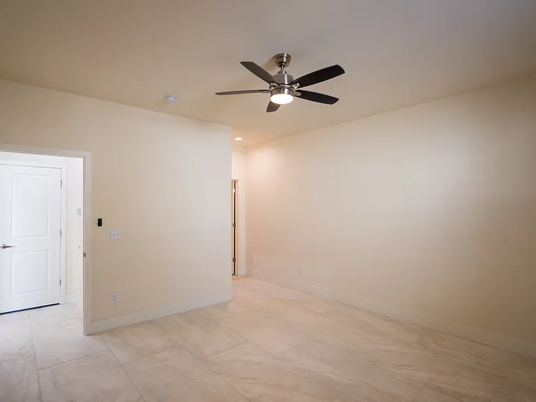 1620 E Hedrick Dr #1 — Photo 10