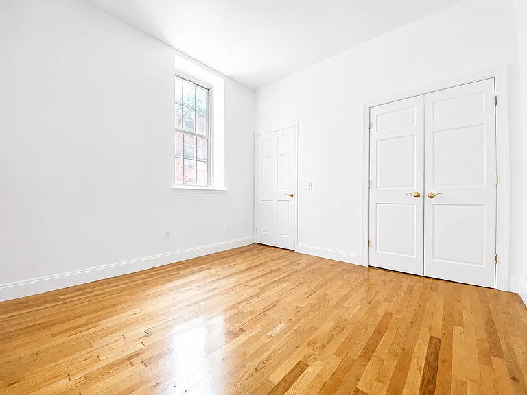 469 W 153rd St #3D — Photo 2