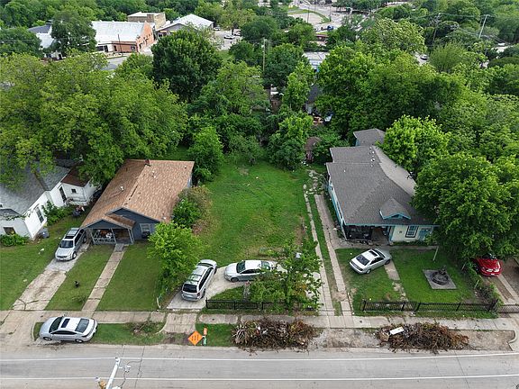 5th image of 810 E 12th St