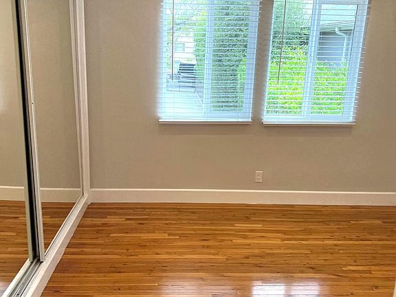 4th image of 1121 N Sweetzer Ave #8
