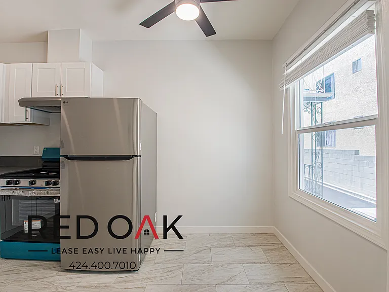 855 Irolo St #2 — Photo 7