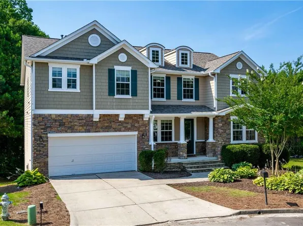 1288 Lanier Springs Dr, Buford, GA 30518