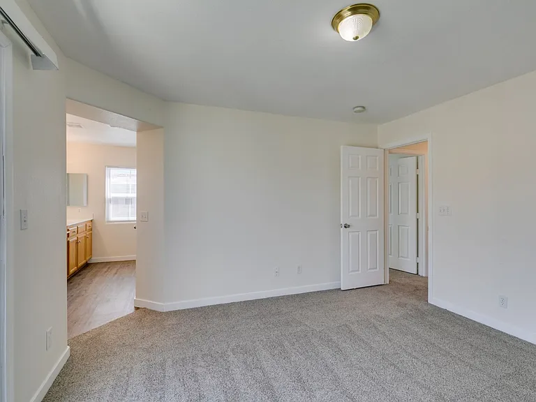 892 Blue Rosalie Pl — Photo 34