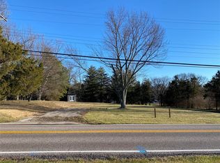 5120 Ambs Rd, Saint Louis, MO 63128