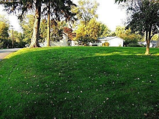 1st image of 637 Zanesville Ave