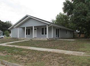 307 E Pack St, Moundridge, KS 67107
