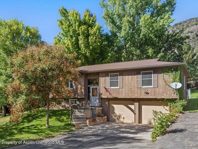 225 Cedar Crest Dr, Glenwood Springs, CO, 81601