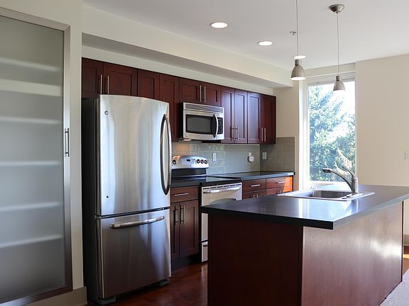 4th image of 4547 8th Ave NE APT 510