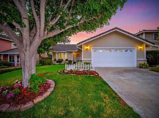 1322 Longfellow Rd, Vista, CA 92081